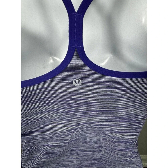 Lululemon Power Y Tank Blurry Bell Multi Purple (with pads) Women's 4 Hang Tags - Picture 4 of 5